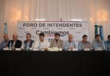 Duros cruces por los tarifazos entre intendentes radicales y del PRO durante el Foro de Cambiemos