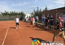 Se llevó a cabo una capacitación de tenis