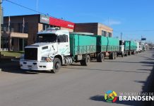 Llegaron 9 camiones de materiales de desarrollo social de nación