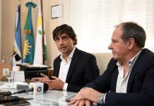 El Ministro Hernán Lacunza visitó al Intendente Cappelletti y analizaron la economía de los próximos meses