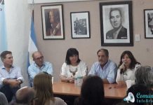 Silvina Batakis en la sede del PJ. «Por primera vez en democracia ésta gobernadora terminará su gestión con menos escuelas que cuando asumió