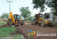 La Municipalidad de Brandsen informa que ya comenzó la obra de pavimentación en la calle Alberti, desde Av. Belgrano hasta calle Víctor Manuel.