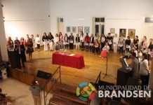 Emotiva y masiva convocatoria en el día de la mujer