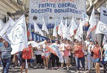 Fuerte polémica por proyecto para limitar los paros docentes a cinco días por año