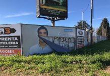Rompieron el cartel de Fernando Raitelli ubicado en la intersección de Pte. Perón y Las Heras, dijo que «es parte de la política del pasado»