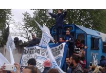 Después de 30 años el tren volvió a parar en Domselaar!