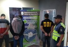 Policía Vial de Samborombon detiene a tres personas, uno oficial de policía, por tenencia de droga y resistencia a la autoridad.