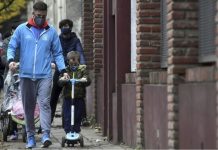 Provincia afinó el lápiz y modificó el esquema de fases para los 135 distritos