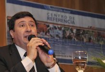 Arroyo: «La AUH se ampliará a un millón más de beneficiarios»