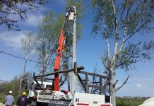 EDELAP continúa con el plan de colocación de nuevas columnas hormigón