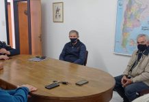 Reunión entre representantes de la Municipalidad, la Policía y la Sociedad Rural ante posibles tomas de tierras