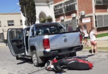Choque en el centro: una joven herida