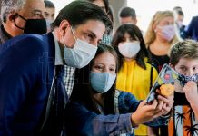 «La vacunación creciente nos permitirá intensificar la presencialidad del ciclo lectivo»