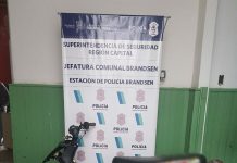 Tras persecución, interceptaron a tres motocicletas: una de ellas tenía la numeración adulterada
