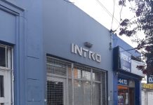 Desvalijaron un local de venta y reparación de celulares en el centro