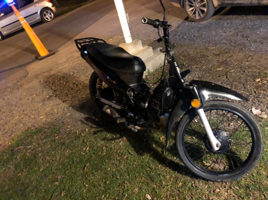 24-03-21-Secuestraron-moto-con-pedido-de-secuestro-en-Gomez