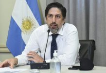 Trotta: «Estamos trabajando para ver cuánto más tenemos que acotar la presencialidad»