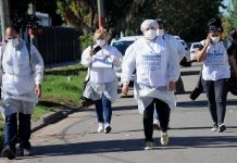 El Gobierno bonaerense afirmó que los contagios cayeron por quinta semana, pero alerta por suba