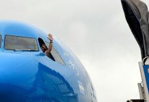 Preparan 10 vuelos a China para traer 8 millones de vacunas Sinopharm