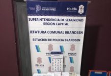 Detuvieron a un hombre por el robo de una mochila del interior de un auto