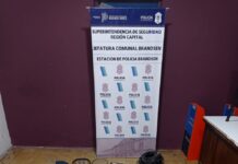 Cuidaba una casa y lo acusan de sustraer elementos del interior de ella. Fue aprehendido tras un allanamiento