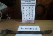 Ocurrió en Jeppener. Tras amenazar a varios menores, le allanaron la casa y le secuestraron la réplica de una pistola y un machete