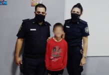 Dos policías de Gómez se reencontraron con un niño al que le salvaron la vida