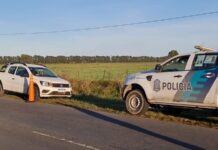 Hallaron un cuerpo sin vida arriba de un auto sobre la Ruta 215