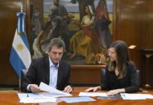 Raverta y Massa anunciaron el aumento del 15.53% por movilidad y un refuerzo de ingresos para jubilados