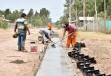 Domselaar: avanza la pavimentación de doble calzada y boulevard