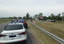 Un auto impactó con una moto: un nene murió en el acto