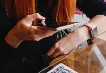 Método anti «Rateo»: quieren que los alumnos tengan tarjetas con QR para controlar el presentismo en la Provincia