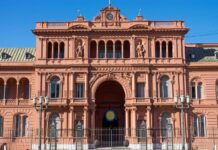 El Gobierno eliminó el ingreso a cargos públicos por “vínculo familiar”