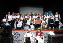 Se entregaron certificados a los adultos mayores
