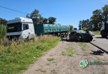 Violento choque en la 215 entre un auto y un camión