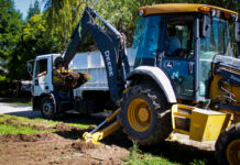 Continúan las tareas de zanjeo en barrio República