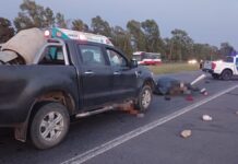 Choque fatal en Ruta 2: murieron cuatro jóvenes que viajaban en una misma moto con pedido de captura