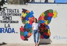 Mural por la concientización sobre el autismo