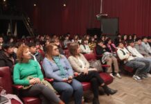 Charla informativa del programa «Vení a la UNLP» para estudiantes secundarios