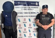 Fue interceptado en la vía pública por una causa de violencia familiar