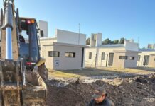 Avanza la obra de entubado en las 36 casas del barrio República