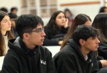 Charla informativa de la UTN para estudiantes del último año de secundaria