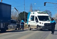 Ruta 210: impactaron un camión y un utilitario