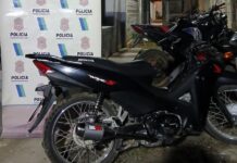 Dos personas fueron detenidas tras intentar evadir a la policía