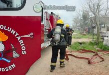 Incendio de vivienda en Las Mandarinas