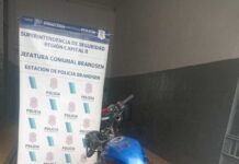Un conductor fue multado por circular sin seguro