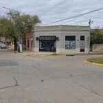 Choque entre auto y patrullero en Mitre e Ituzaingó