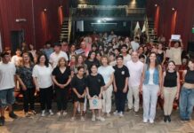 Distinguen a alumnos destacados del Ciclo Lectivo 2025