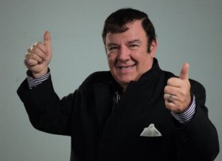 “Me quiero retirar… pero no me dejan”: Pichi Landi, historia viva de los carnavales que marcaron a Brandsen