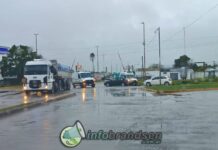 Accidente entre auto y moto en la barrera de 215